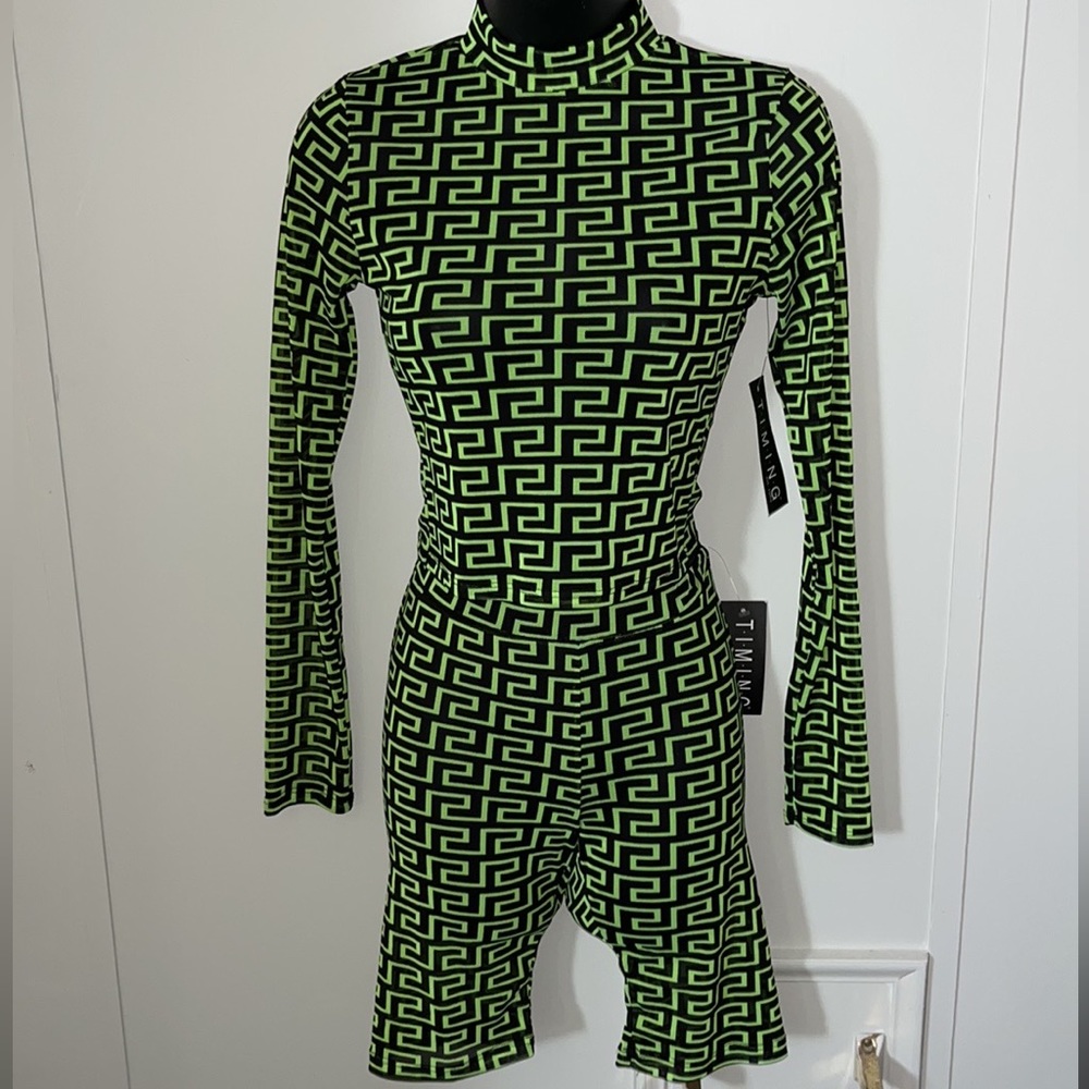 Long Sleeve Mesh Two Piece Biker Short Set with Geometric Print